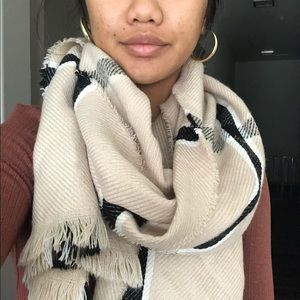 F21 // Wrap Scarf